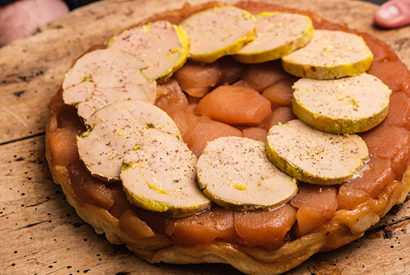 Tarte tatin au foie gras mi cuit